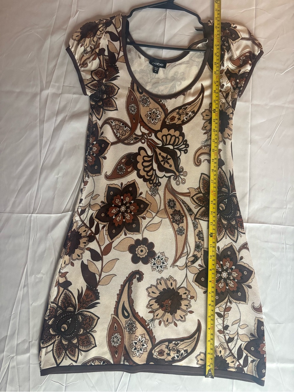 VINTAGE Bebe Floral Paisley Short Sleeve Dress in Cream & Brown